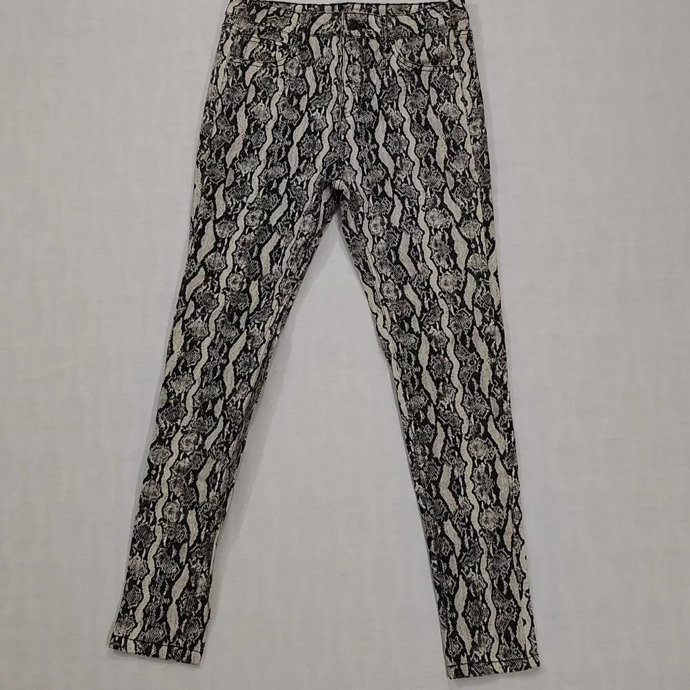 Snakeskin Print Skinny Pants Size 6 Wild Fable Neutral Stretch Denim Pockets - Picture 2 of 16